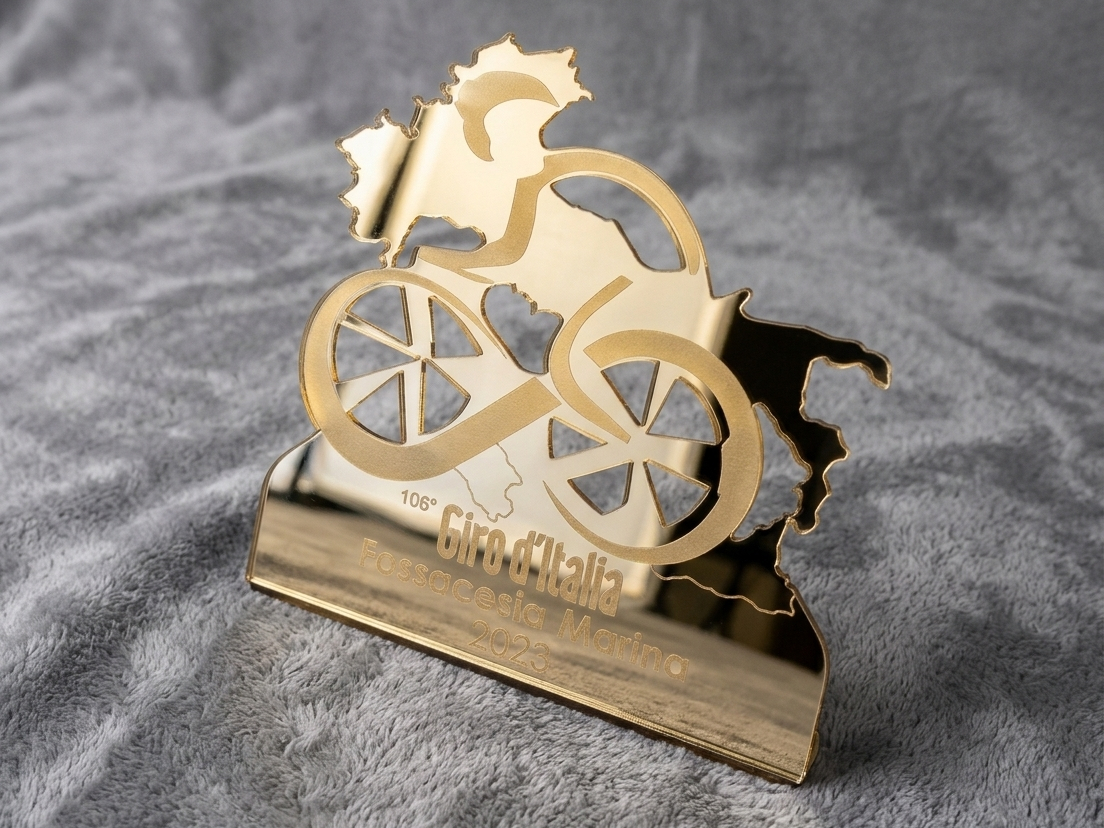 display da vetrina in plexiglass specchiato oro personalizzato con incisione laser